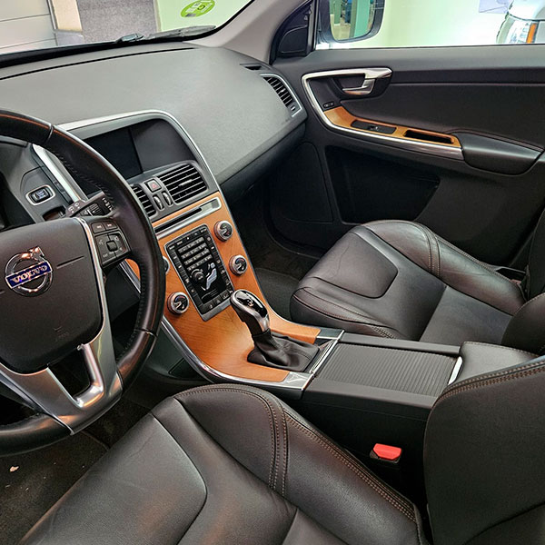 Volvo---Xc60-6