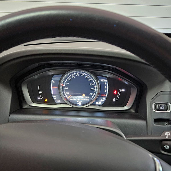 Volvo---Xc60-6