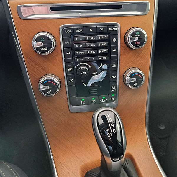 Volvo---Xc60-6