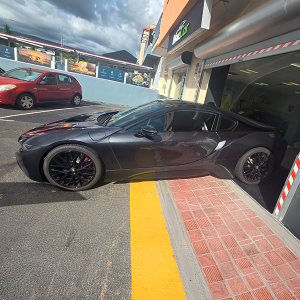 BMW - I8 - Imagen 4
