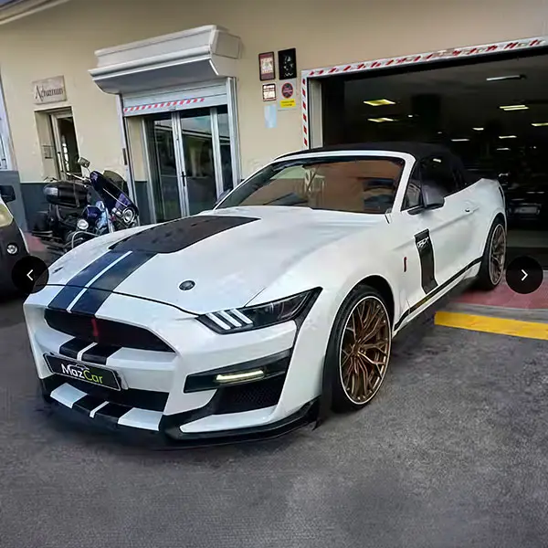 Ford - Mustang