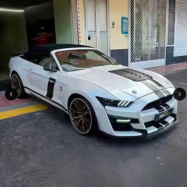 Ford - Mustang - Imagen 2
