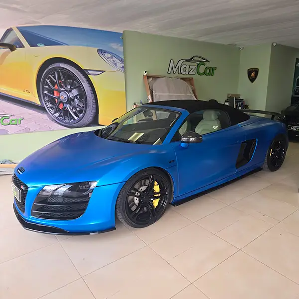 Audi - R8